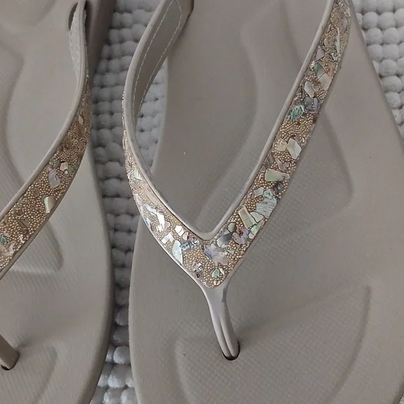 Skechers Taupe Beaded Women's Sandals - Picture 7 of 14